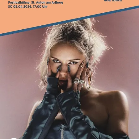 Strolz فندق مبيت وإفطار 4*