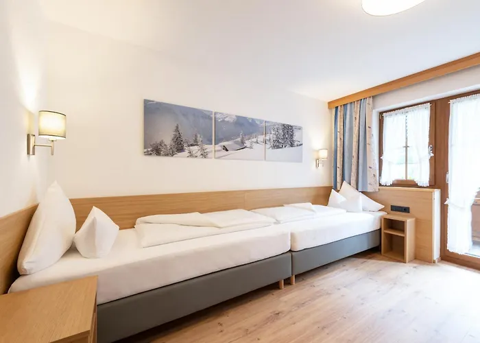 فندق مبيت وإفطار Strolz