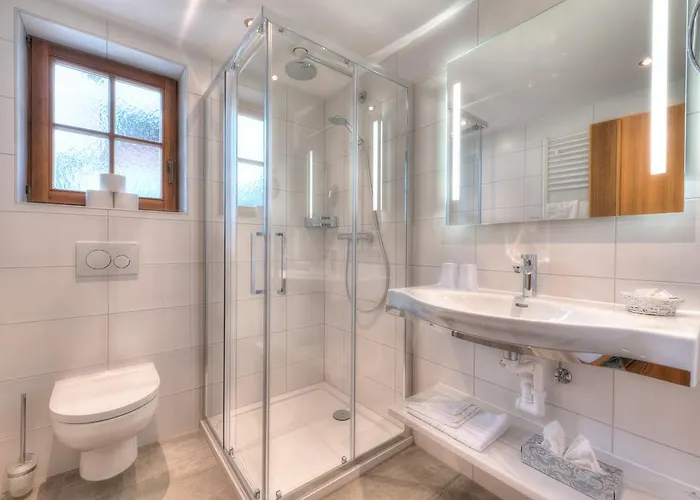 فندق مبيت وإفطار Strolz