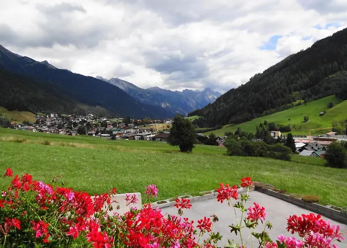 فندق مبيت وإفطار Strolz سانكت أنتون ام ارلبرغ