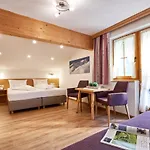 Strolz 4* Sankt Anton am Arlberg