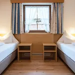 Strolz Bed and Breakfast Σανκτ Αντόν αμ Άλμπεργκ