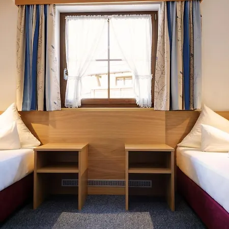Strolz Bed & Breakfast
