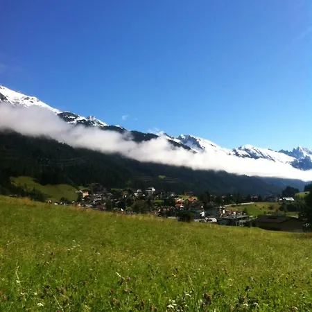 Bed & Breakfast Strolz